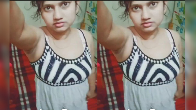 Bangladeshi Beautiful Girl Showing On VideoCall