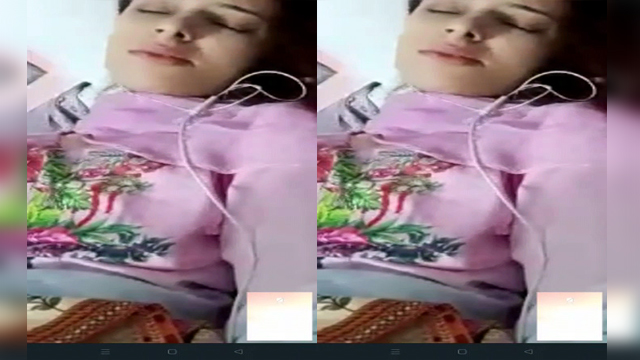 Cute Desi Girl Shows her Boobs and Masturbating Part1