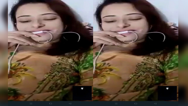 Cute Desi Girl Shows her Boobs and Masturbating Part7