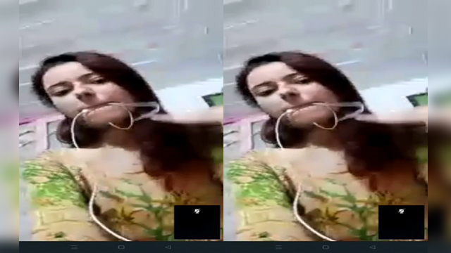 Cute Desi Girl Shows her Boobs and Masturbating Part10