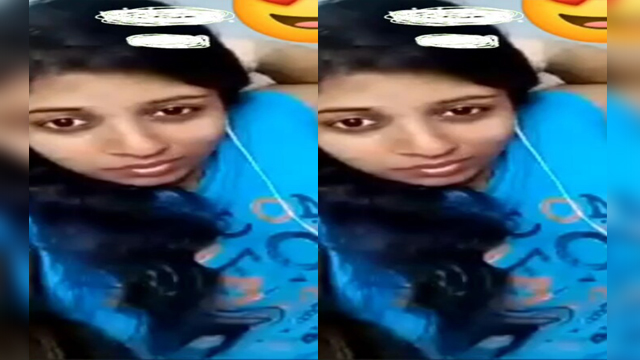 Tamil Girl Showing boobs