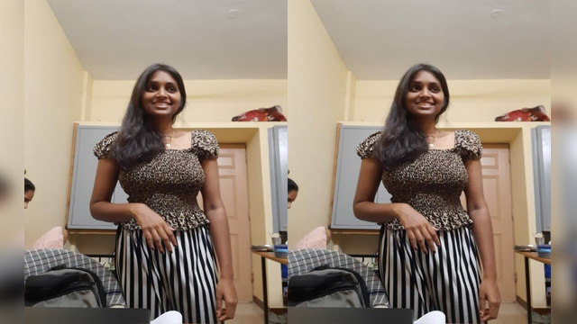 Hot Girl Shows Her Pussy And Boobs Part10