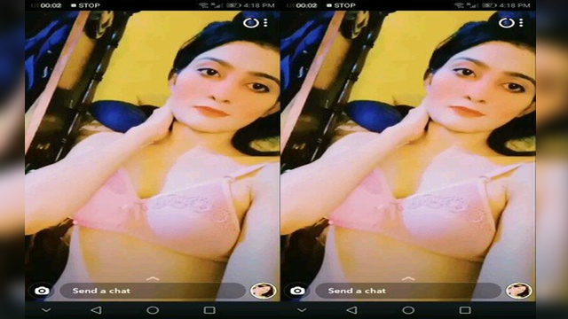 Sexy Paki SnapChat Babe Showing her Boobs