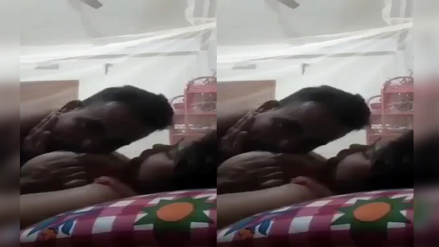 Bangladeshi Couple Fucking2