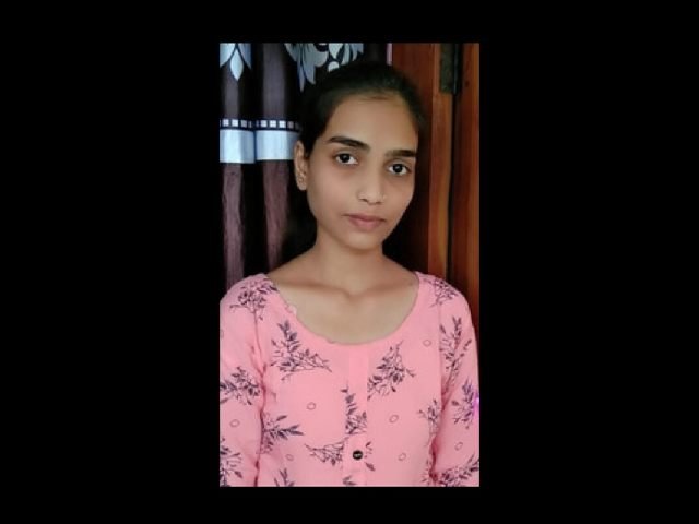 Sexy Indian Girl Showing Asshole