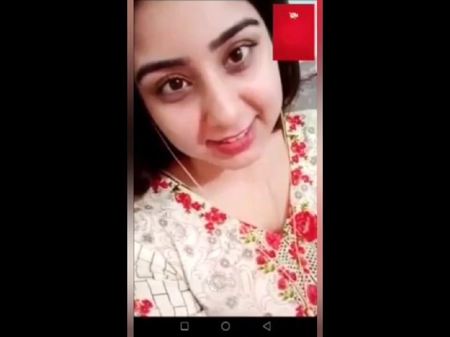 Paki Girl Showing On VideoCall