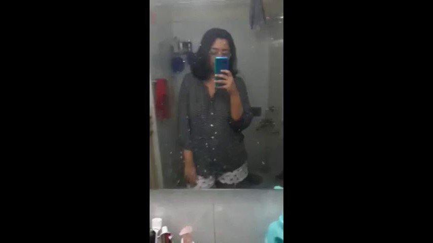 Bengali Girl Mirror Selfie